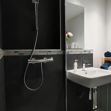 Bulle De Fraicheur - Confort Sur La アパート